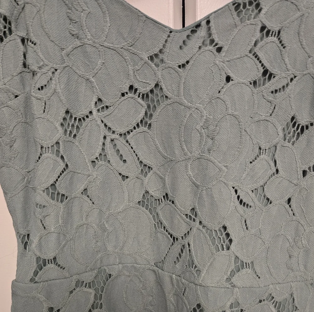 Teal lace patterned dress - Picture 2 of 5